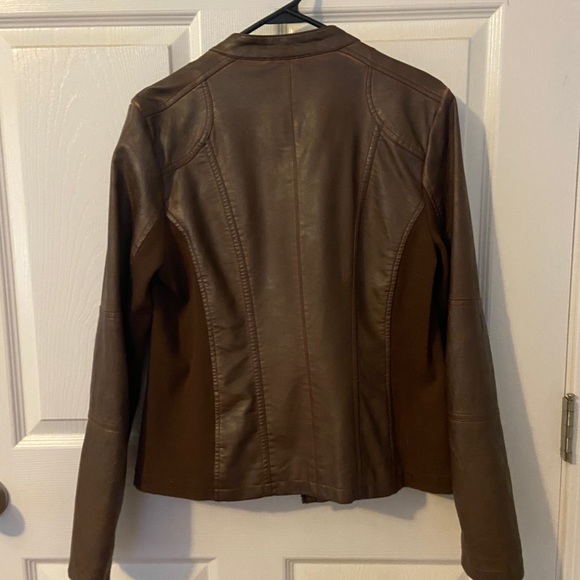 Maurices Dark Brown Pleated Front Faux Leather Zip
Up Jacket | Size: Meduim - Picture 3 of 8